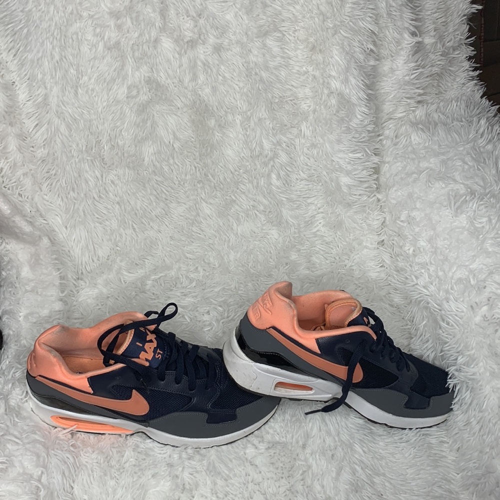 Nike Air Max St View 2
